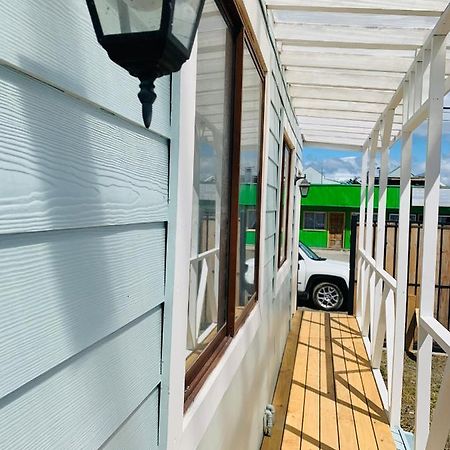 Апартаменты Cabanas Victor Larenas Пуэрто-Наталес Экстерьер фото